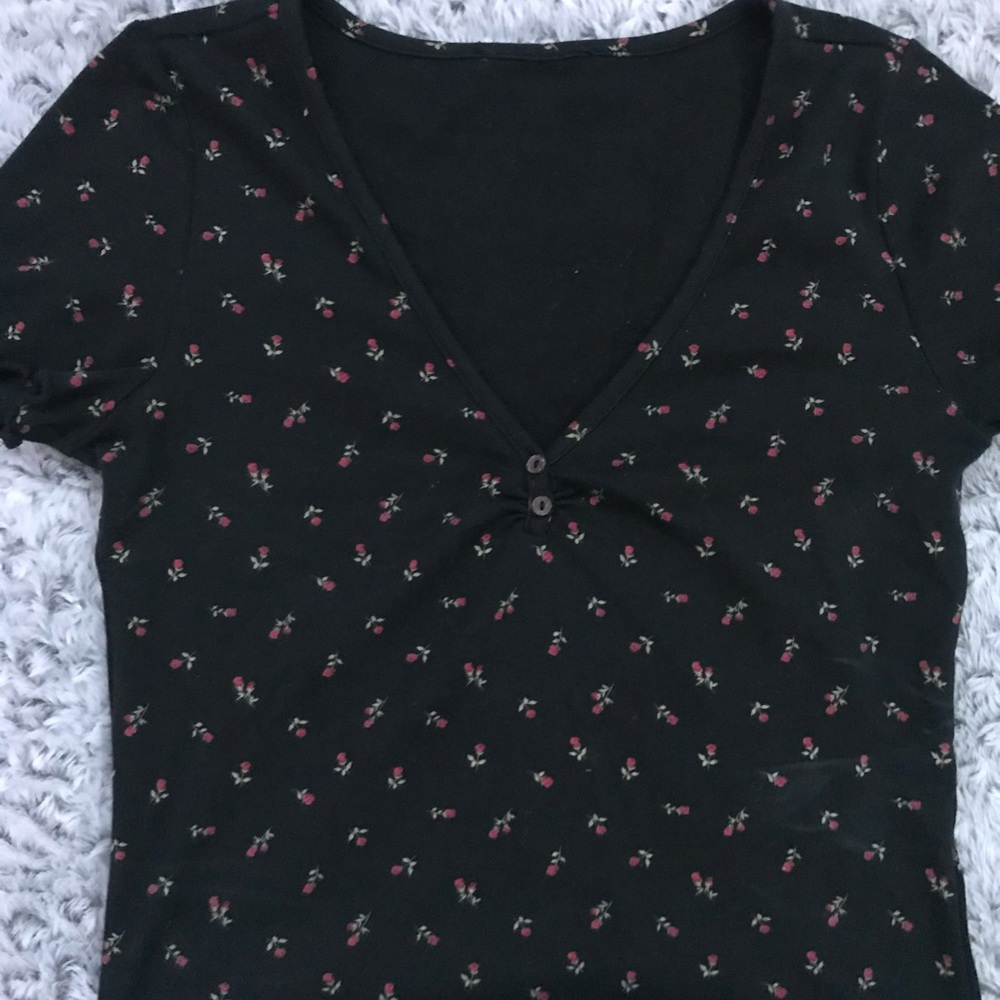 Rose Shirt 🌹